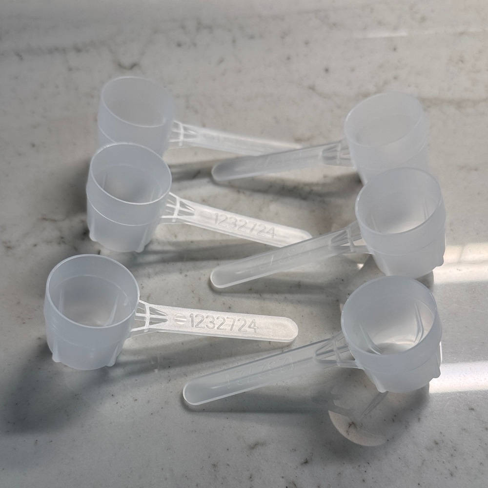Baby Formula Plastic Scoops by Enfamil, Set of 6